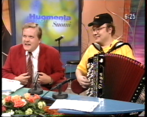Kuva: Huomenta Suomi -lähetys 27.5.1999 klo 6:25, Lauri Karhuvaara ja Anssi Laitinen